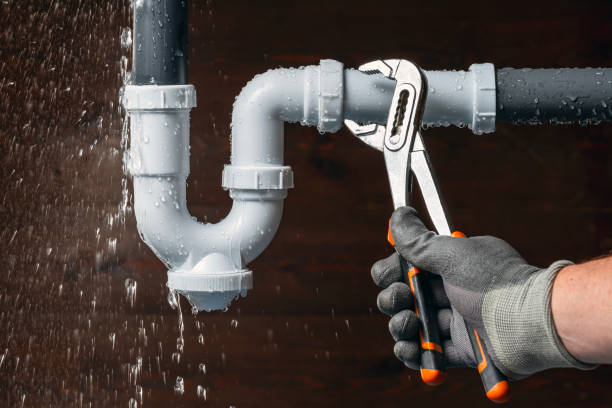 Professional Plumbing technician working in New Vienna, OH